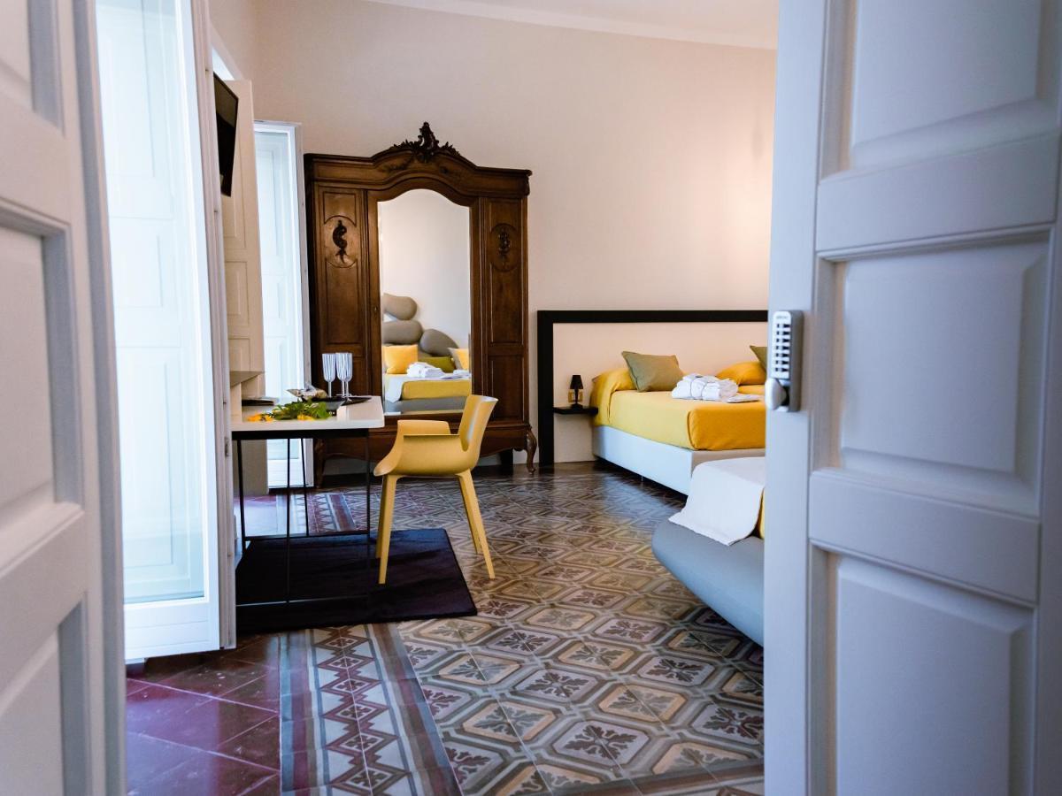 Dimora Cavour Bed & Breakfast Amantea Exterior photo